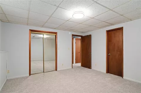 Bedroom - 2829 Tepee Ave, Independence, MO 64057 photo 5 of 6