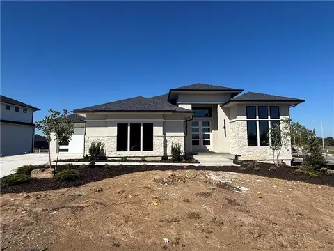 9502 W 175 Ter, Overland Park, KS 66221
