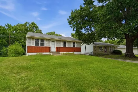 5520 NE 59th Ter, Kansas City, MO 64119