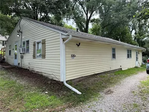 508 E 6th St, Randolph, MO 64161