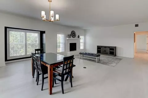 Dining - 17800 Bolger Rd #247A, Independence, MO 64055 photo 4 of 6
