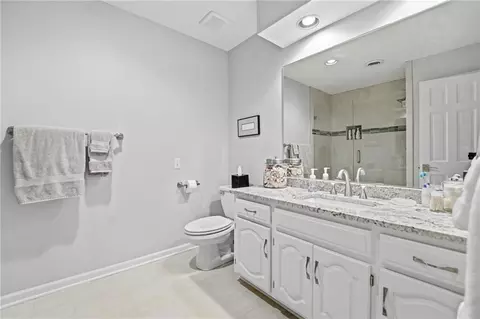 332 NE Warrington Ct, Lees Summit, MO 64064 photo 37