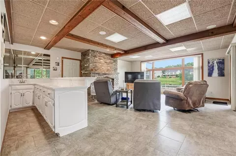 332 NE Warrington Ct, Lees Summit, MO 64064 photo 48