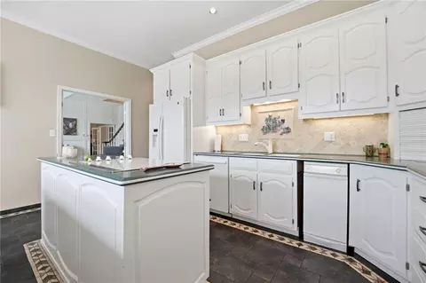 332 NE Warrington Ct, Lees Summit, MO 64064 photo 22