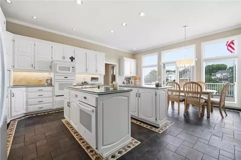 332 NE Warrington Ct, Lees Summit, MO 64064 photo 20