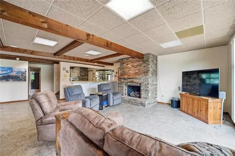 332 NE Warrington Ct, Lees Summit, MO 64064 photo 51
