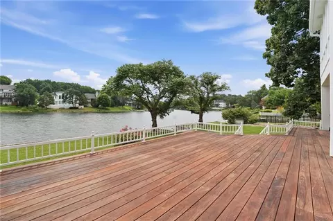 332 NE Warrington Ct, Lees Summit, MO 64064 photo 27