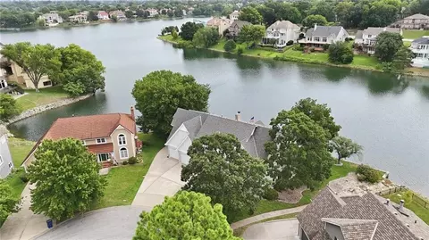332 NE Warrington Ct, Lees Summit, MO 64064 photo 65