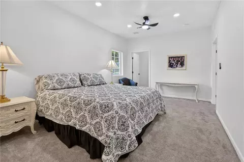 Bedroom - 2015 S Lees Summit Rd, Independence, MO 64050 photo 2 of 4