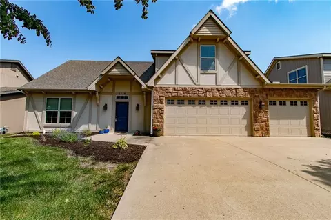 Exterior - 5714 Silverstone Dr, Lawrence, KS 66049 photo 2 of 7
