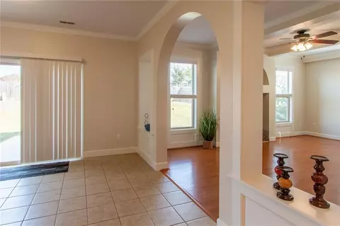 Entry Way - 5714 Silverstone Dr, Lawrence, KS 66049 photo 2 of 6