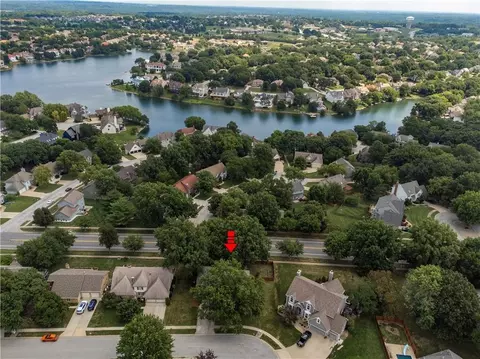 View/Area - 4401 NE Hoit Dr, Lees Summit, MO 64064 photo 3 of 10