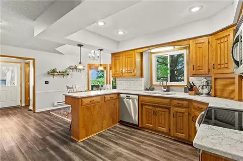 Kitchen - 4401 NE Hoit Dr, Lees Summit, MO 64064 photo 2 of 5