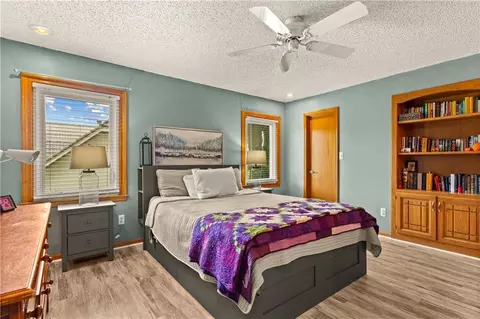 Bedroom - 4401 NE Hoit Dr, Lees Summit, MO 64064 photo 3 of 5