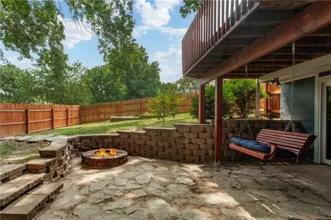 Exterior - 4401 NE Hoit Dr, Lees Summit, MO 64064 photo 7 of 13