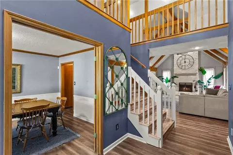 Entry Way - 4401 NE Hoit Dr, Lees Summit, MO 64064 photo 1 of 4