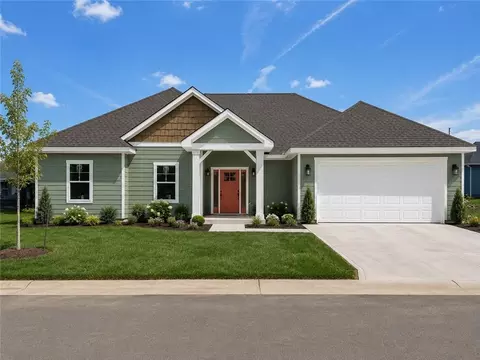 206 Constitution Ln, East Lynne, MO 64743