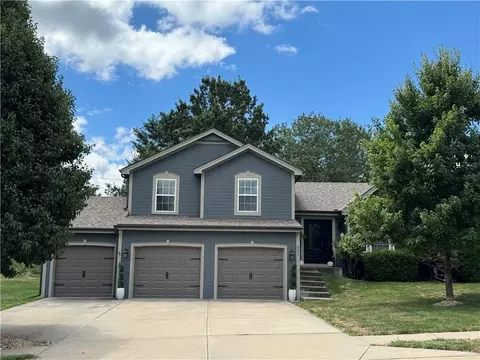 8005 NE 104th Ter, Kansas City, MO 64157