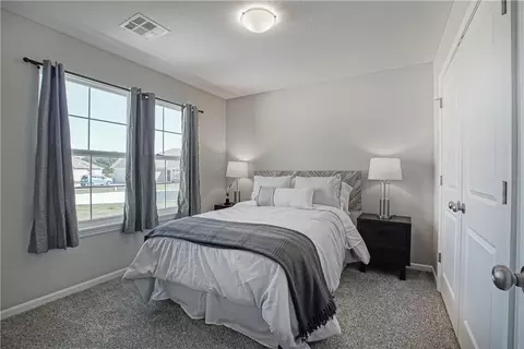 Bedroom - 21107-21109 E 8th St, Independence, MO 64056 photo 7 of 12
