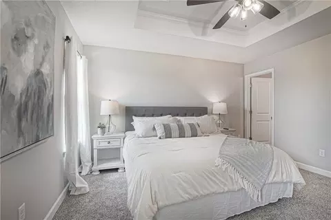 Bedroom - 21107-21109 E 8th St, Independence, MO 64056 photo 6 of 12
