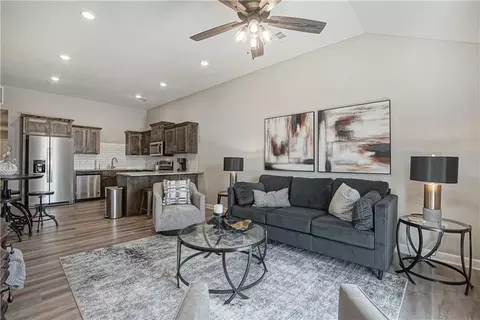 Living - 21107-21109 E 8th St, Independence, MO 64056 photo 3 of 4