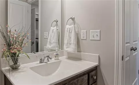 Bath - 21107-21109 E 8th St, Independence, MO 64056 photo 1 of 6