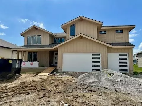 17404 Parkhill St, Overland Park, KS 66221