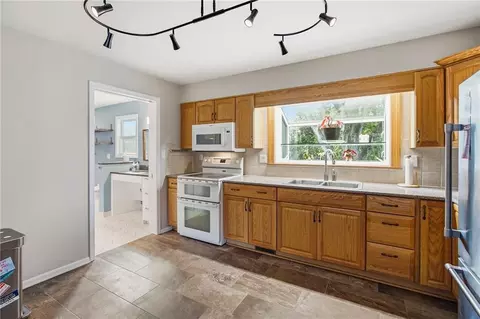 Kitchen - 11615 E 38 St, Independence, MO 64052 photo 1 of 3