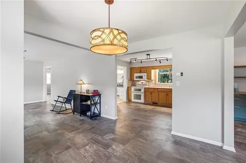 Entry Way - 11615 E 38 St, Independence, MO 64052 photo 1 of 2