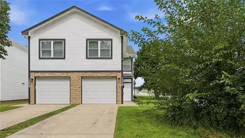 Exterior - 17322 E Susquehanna Dr, Independence, MO 64056 photo 2 of 3