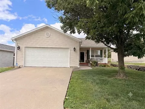 12218 N Pomona Ave, Kansas City, MO 64163