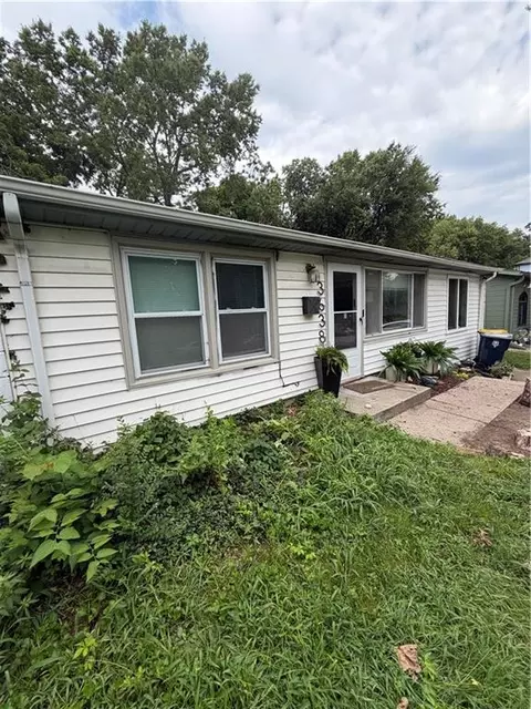 3638 Genessee St, Kansas City, MO 64111