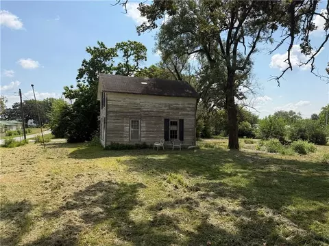 590 4th St, Kidder, MO 64649 photo 3