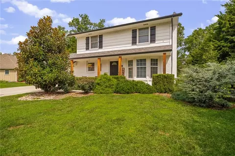 2416 W Post Oak Rd, Olathe, KS 66061