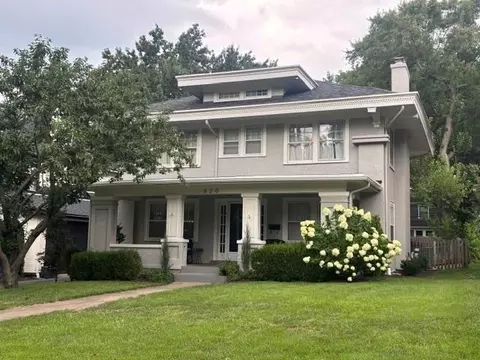 820 W 72nd St, Kansas City, MO 64114