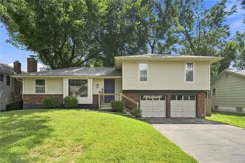 12727 W 100th St, Lenexa, KS 66215