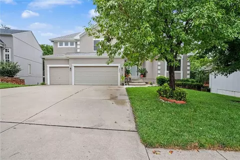 5821 Bedford Ave, Kansas City, MO 64151