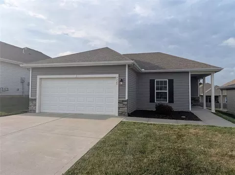 7720 NW 123rd Ter, Kansas City, MO 64163