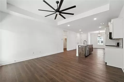 Entry Way - 20624 Barker St, Spring Hill, KS 66083 photo 4 of 5
