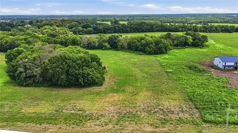 1007 N Ward Rd, Raymore, MO 64083 photo 25