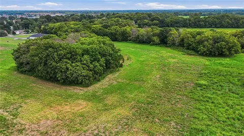 1007 N Ward Rd, Raymore, MO 64083 photo 17