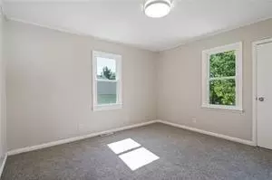 Bedroom - 15309 E Mayes Rd, Independence, MO 64050 photo 2 of 3