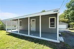 Exterior - 15309 E Mayes Rd, Independence, MO 64050 photo 1 of 2