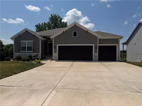 16055 NW 123rd St, Platte City, MO 64079