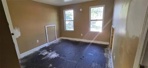 Bedroom - 121 N Ash Ave, Independence, MO 64053 photo 3 of 4
