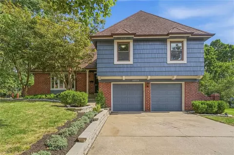 10713 W 98th St, Overland Park, KS 66214