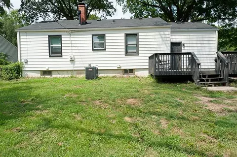 Exterior - 10813 E 58th Ter, Raytown, MO 64133 photo 3 of 7