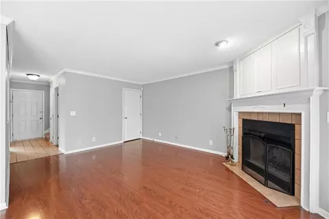 7460 Nall Ave, Prairie Village, KS 66208