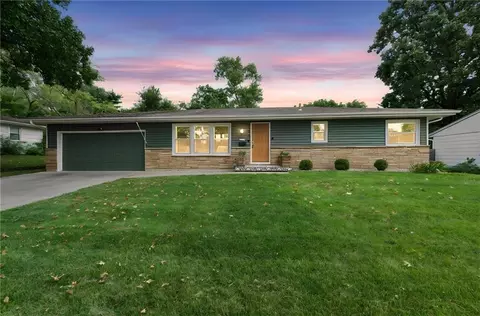 1630 NE 48th Ter, Kansas City, MO 64118
