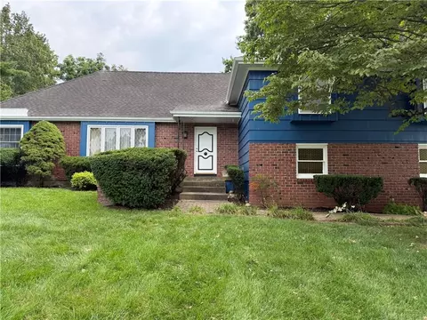 607 Montcrew St, Kansas City, MO 64114
